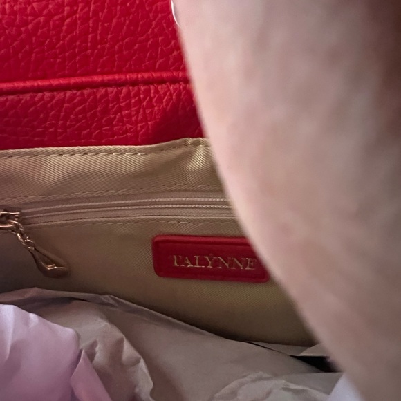 Pebble Vegan Leather Crossbody Bag - Picture 3 of 3